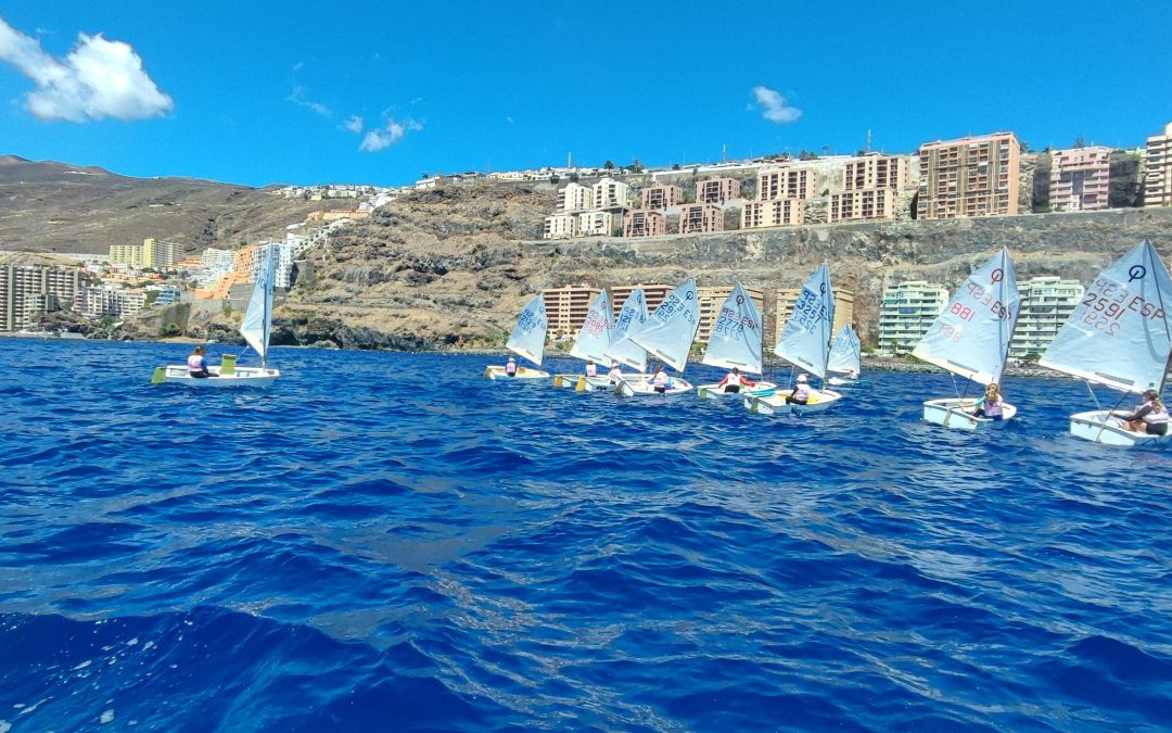 El equipo de Optimist del Club de Mar Radazul se probará en el Campeonato Insular de Gran Canaria