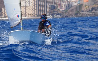 Los Optimist del Club de Mar Radazul despiden el año tomando parte en el Trofeo AECIO