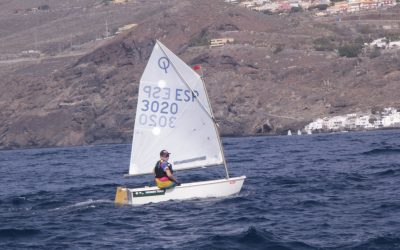 Trofeo César Manrique, primera cita del nuevo año para el equipo de Optimist del Club de Mar Radazul